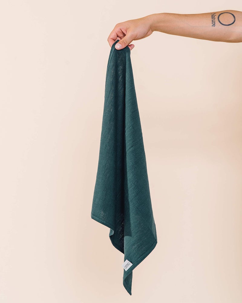 Caldo Linen Dinner Napkins - Rustic- Soft and Durable Cloth - Washable and Reusable- 4 Pack - 20x20 inch (Spruce) - Image 3